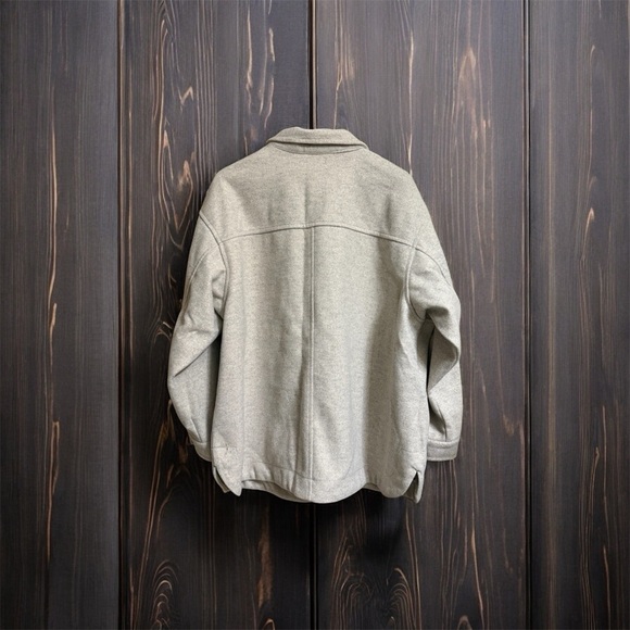 Max Studio Light Gray Shirt Jacket - Picture 2 of 4